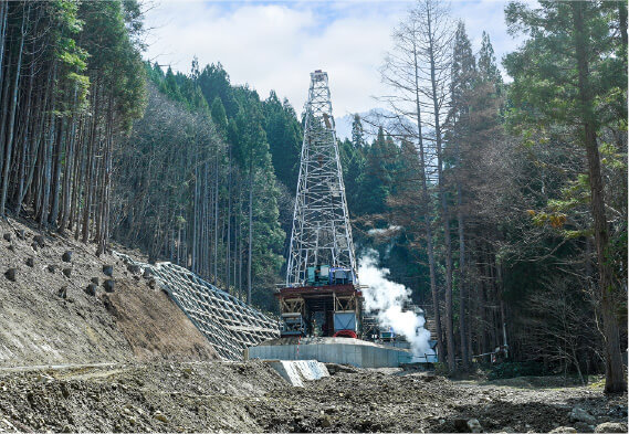 画像：株式会社友泉ボーリングの地熱開発の実績